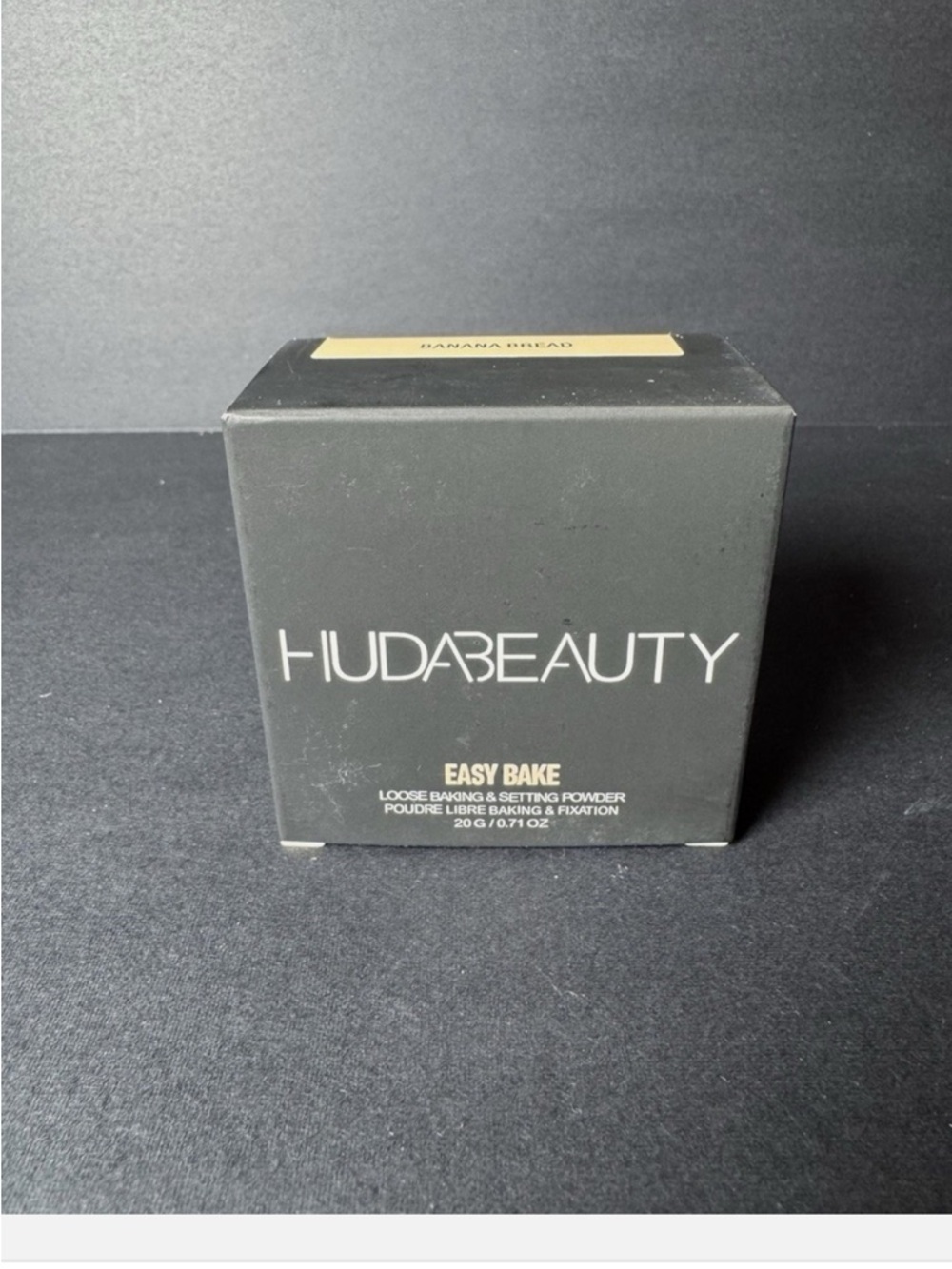 Huda Beauty Translucent Setting Powder - Picture 8 of 8